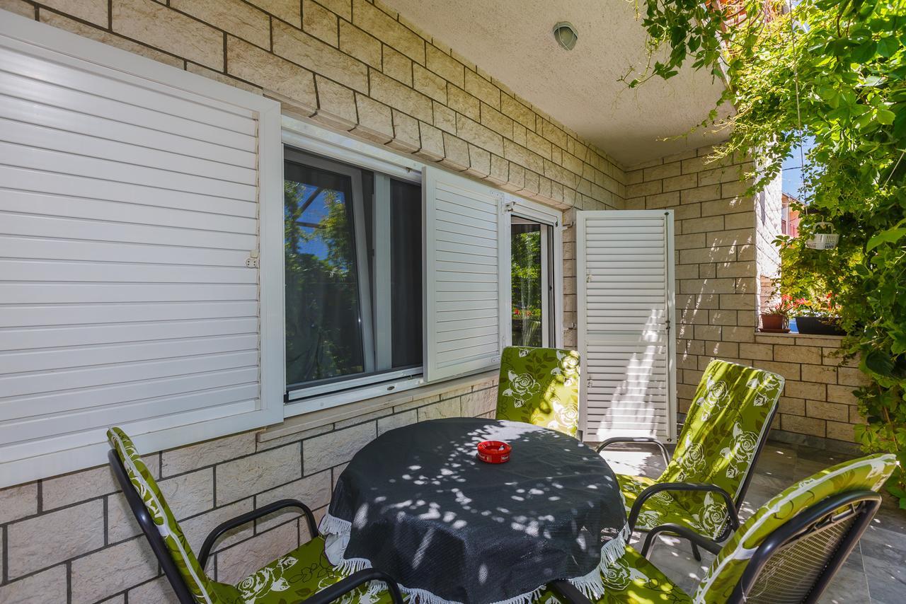 Apartman Mila Kastela Exterior photo